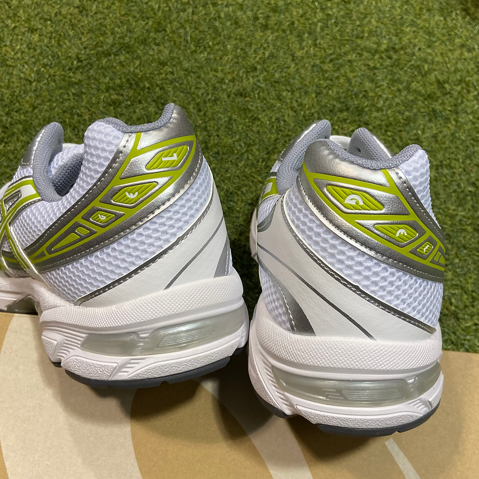 Thumbnail: White Green Apple Asics Gel 1130: 9.5