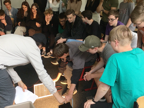 Experiment 1 - Optimaler Neigungswinkel zwischen Modul und Lichtquelle