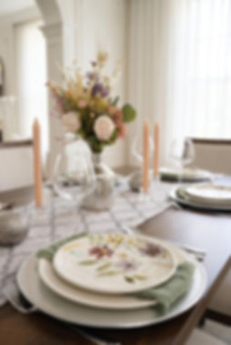 Floral Tablescape Kit: Runner, Centerpiece, Plates, Napkins