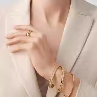 JUNE - VAN CLEEF AND ARPELS