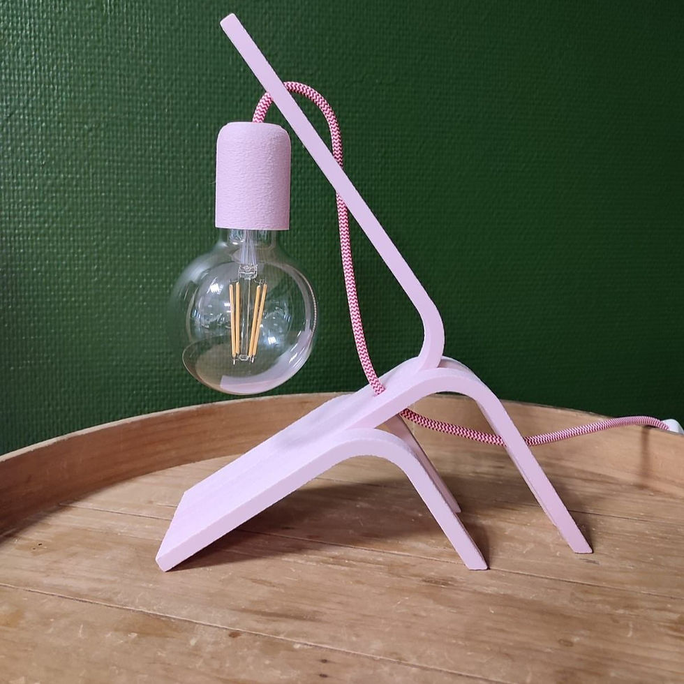 Lampe rose pâle avec ampoule apparente design atelier2main