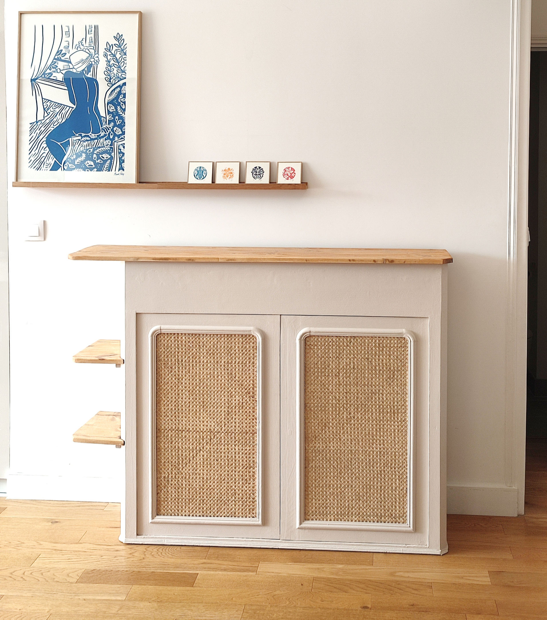 enfilade entièrement réalisée par Atelier2main pour un projet sur mesure à partir d'un haut de vaisselier vintage