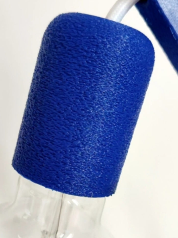 Détail du design moderne – lampe écoresponsable Atelier2main