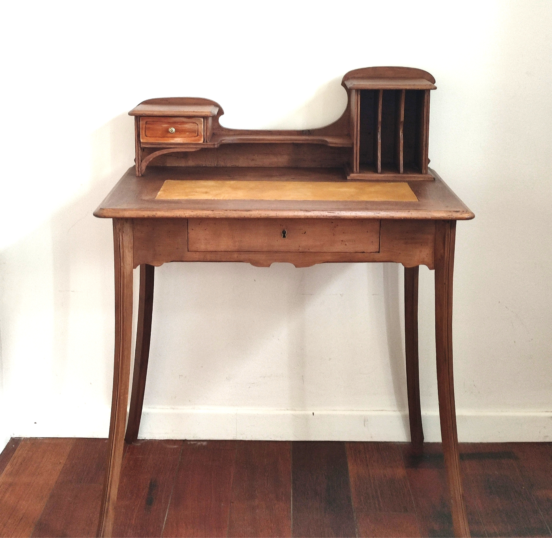 bureau secrétaire vintage rénové à l'atelier