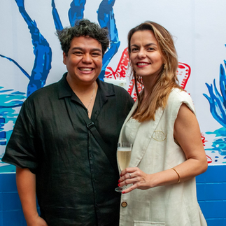 Betto Gomes assina look de Manuela Ornelas na inauguração do Push Pop Sushi