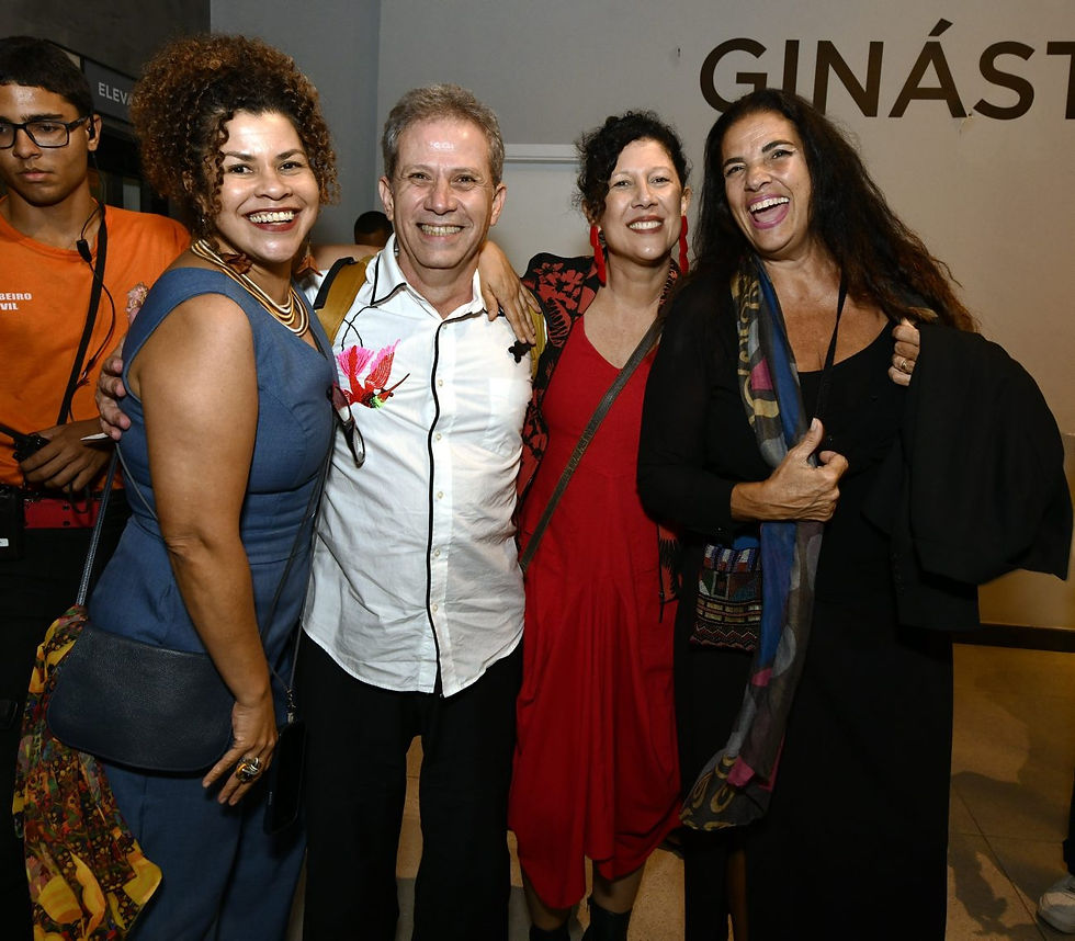 Leila Moreno , Roger Mello , Andrea Alves e Luciana Coutinho