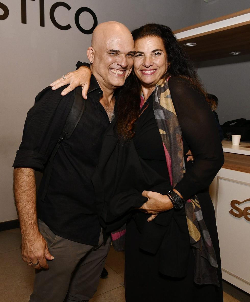 O casal Ricca Barros e Luciana Coutinho