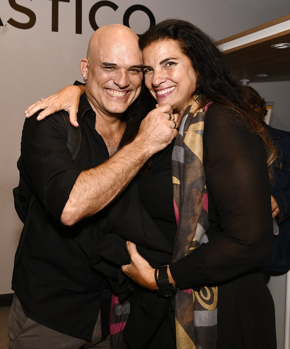 O casal Ricca Barros e Luciana Coutinho