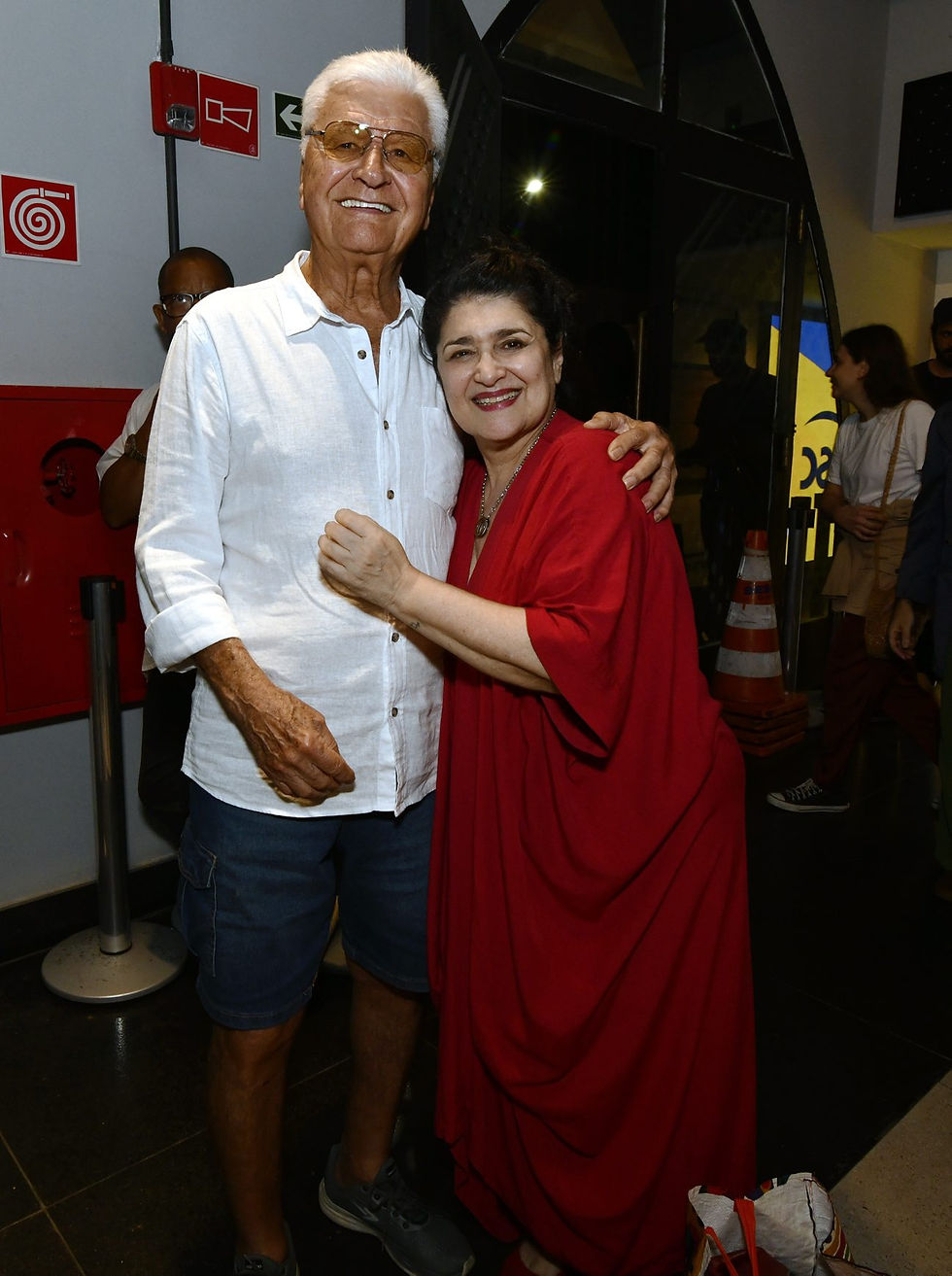 Ginaldo de Souza e Inez Viana