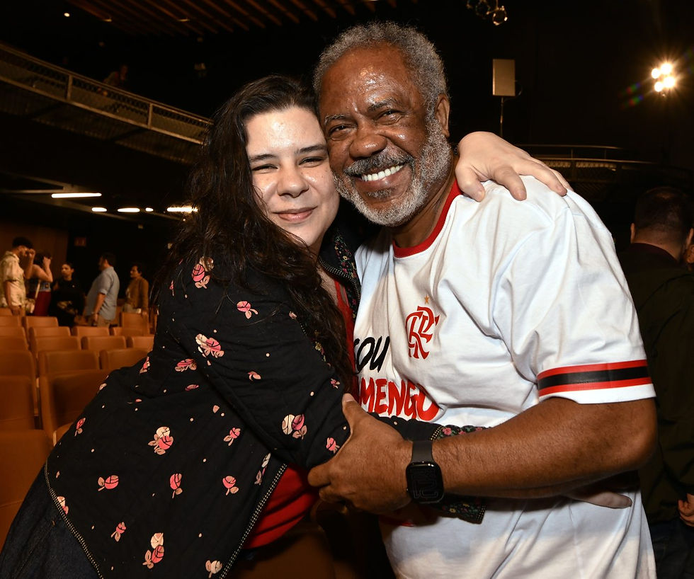 Amora Pêra e Luís Antônio Pilar. Estreia do musical