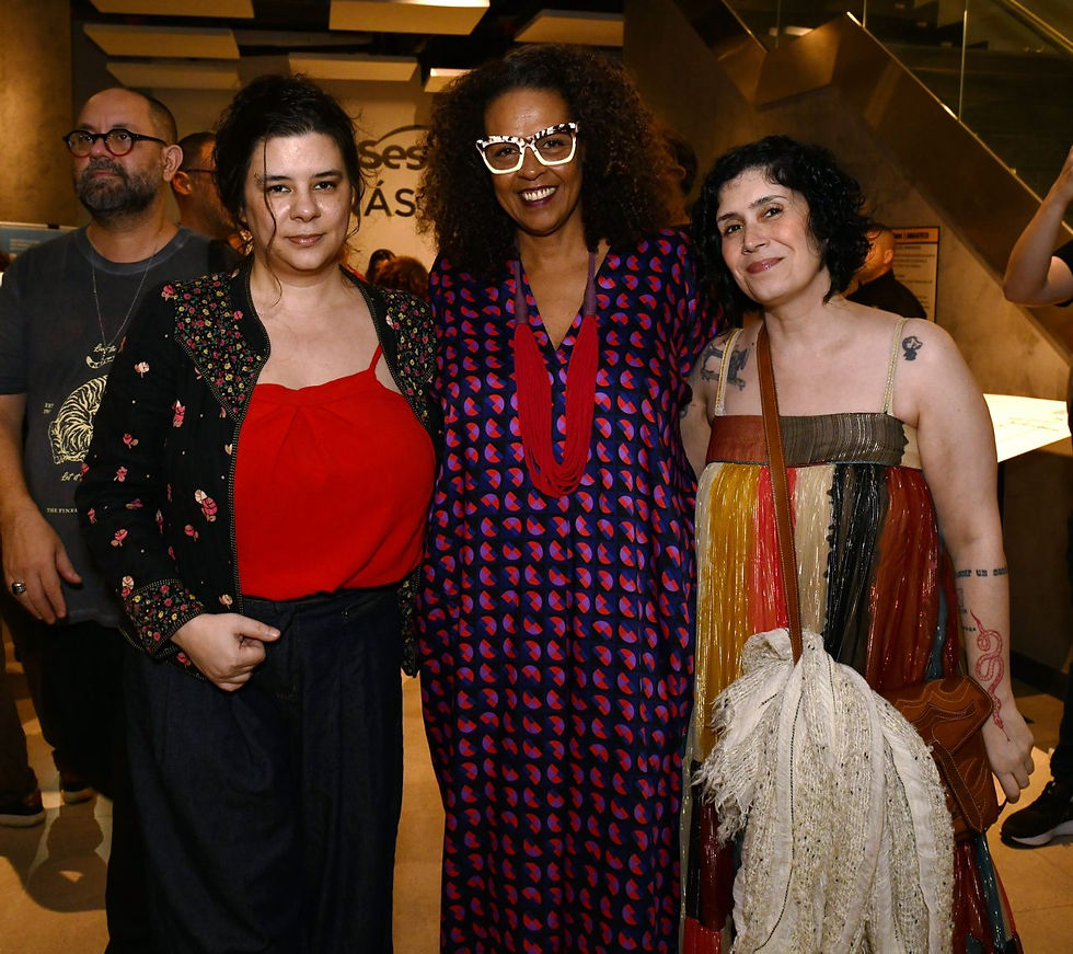 Amora Pêra, Ana Carbatti e Nanan Gonzaga