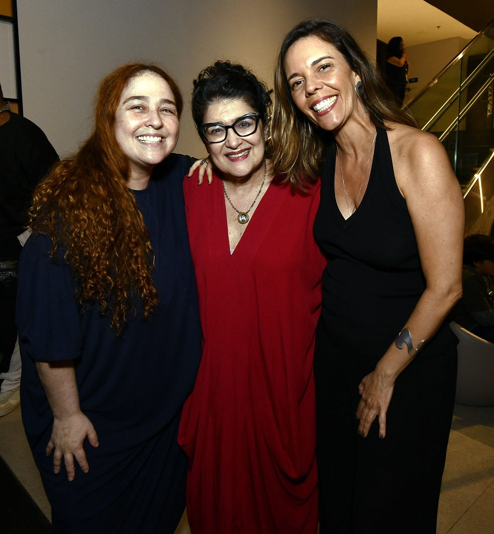Debora Lamm, Inez Viana e Flavia Reis