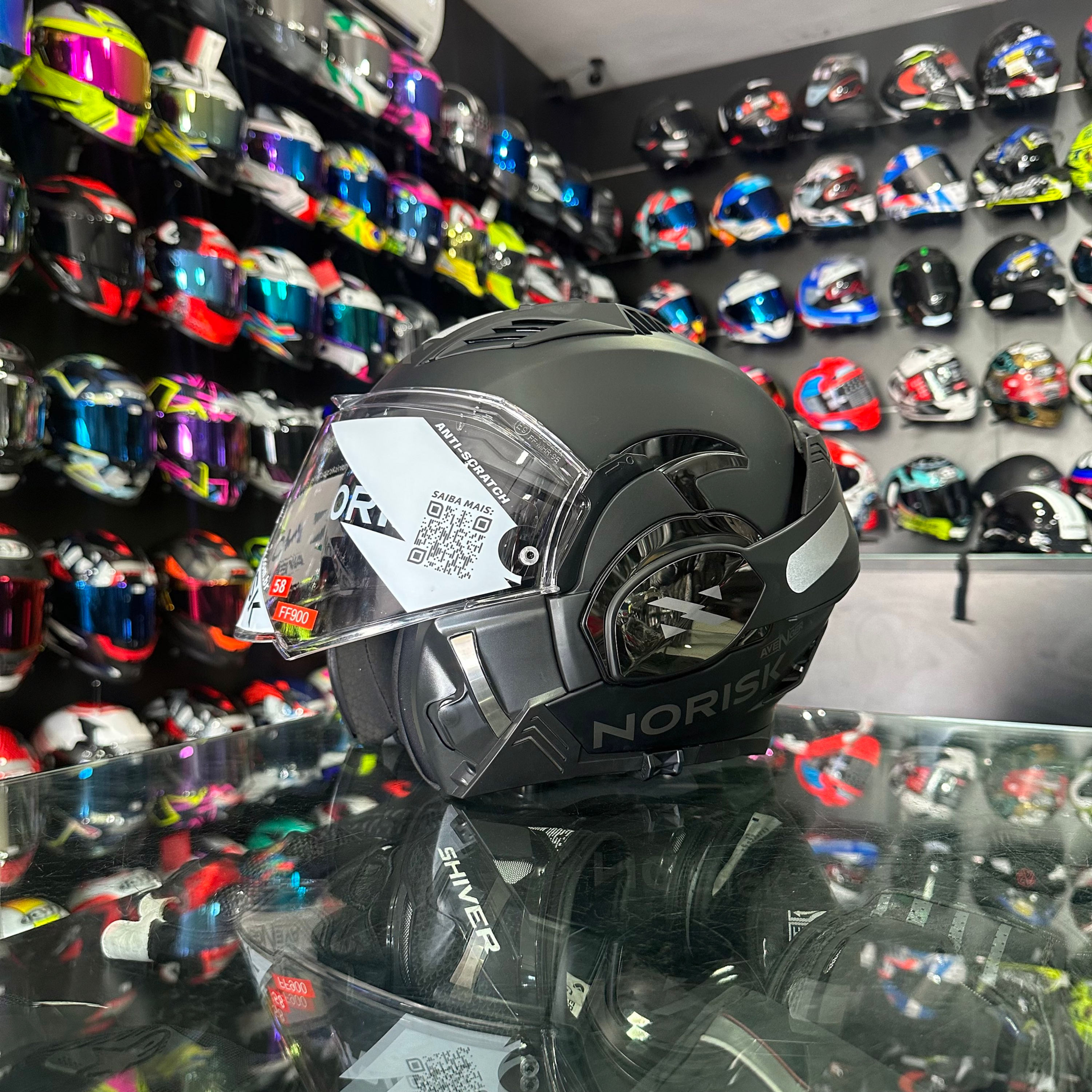 CAPACETE NORISK AVENGER MONOCOLOR PRETO FOSCO