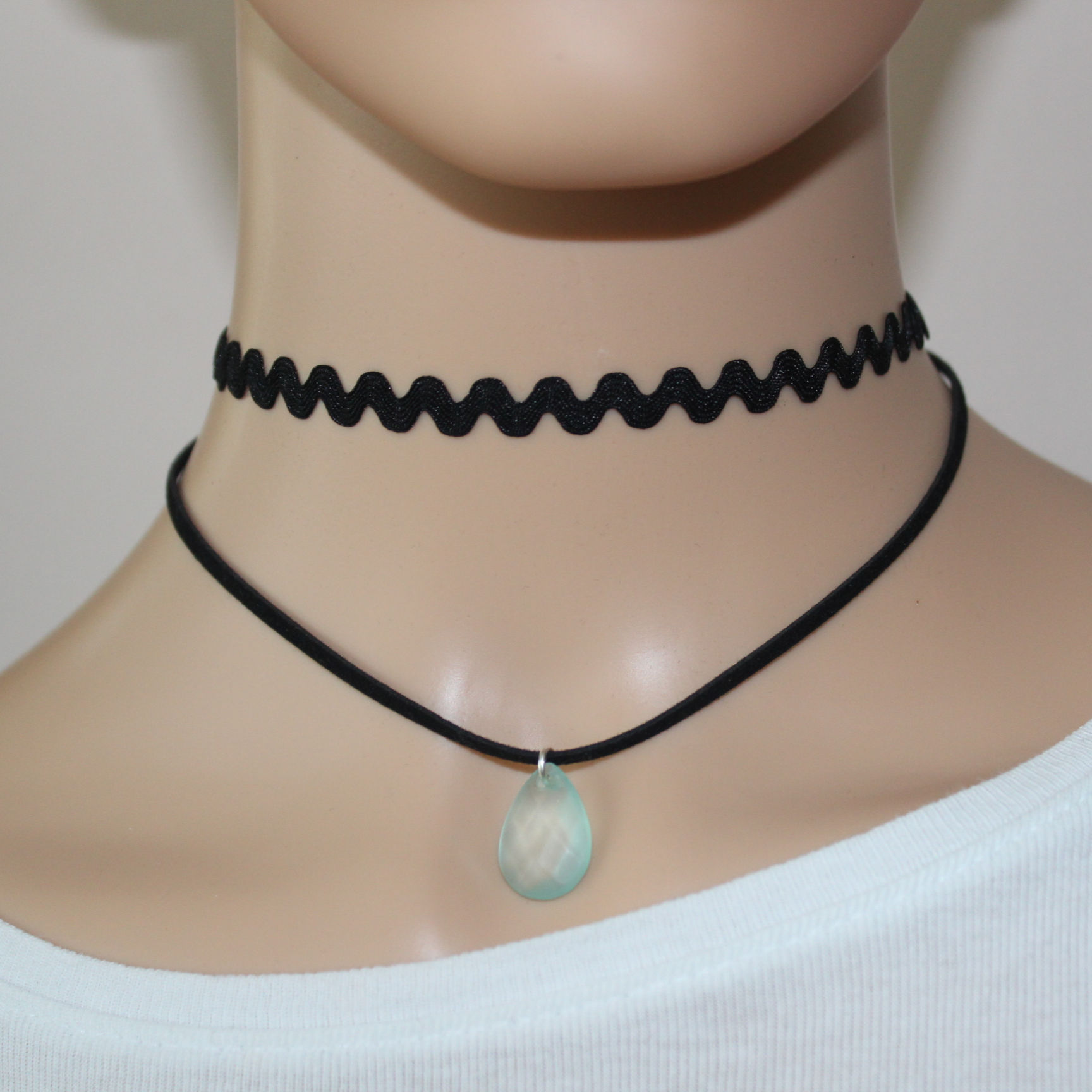 Teardrop Choker Necklace