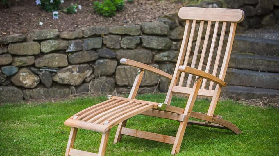 Steamer Lounger Chair