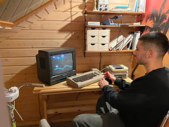 kaan_retro.jpg
