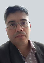 Lu%CC%81cio%20Flavio_edited.jpg