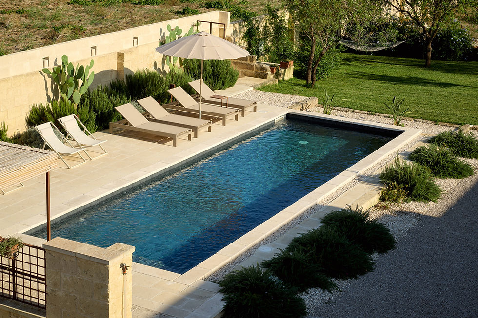 MasseriaAiaNuova_piscina.jpg