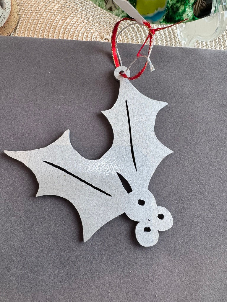 Thumbnail: P668R - Mosaic Ornament - Holly Berries and Leaves