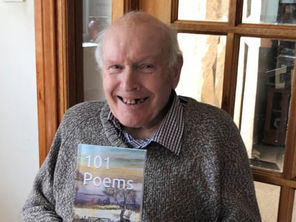 Мрії здійснюються: поетична збірка 96-річного чоловіка з Шотландії стала бестселером