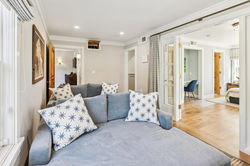 103-21842-via-regina.88271.p5k.083.web