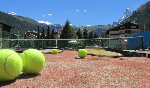 CroppedImage1600940-Alpenresort-Tennisplatz.jpg
