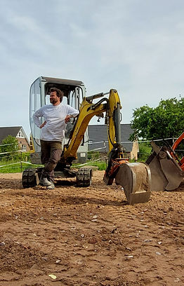 20220605_175214_edited.jpg