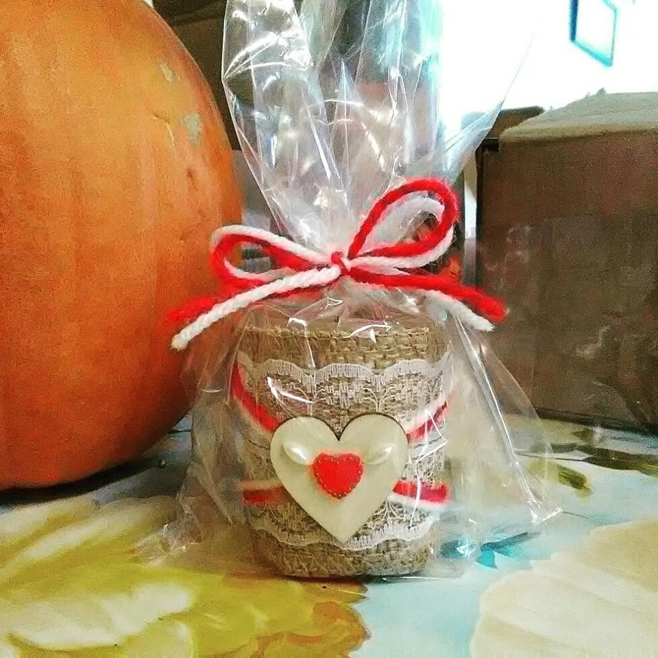 Thumbnail: Burlap Candle Favors & Centerpieces