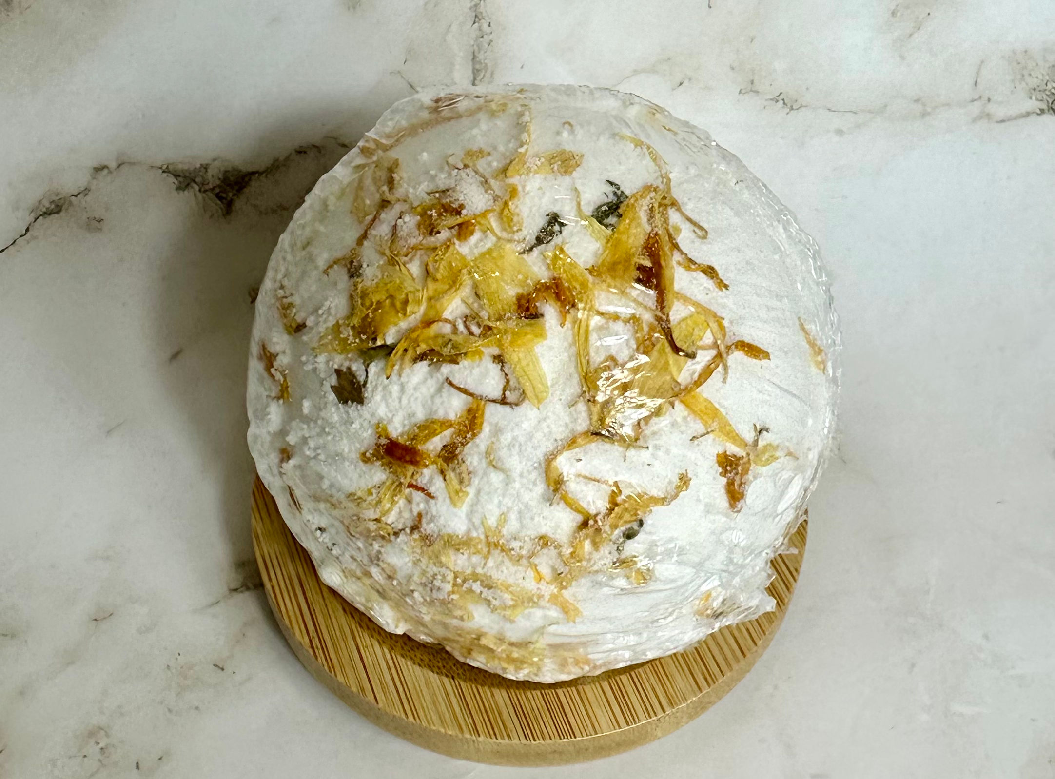 Energise- Lemon, Ginger, Orange & Avocado Oil Bath Bomb