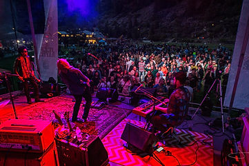 ouray crowd shot scotty Kenton.jpg