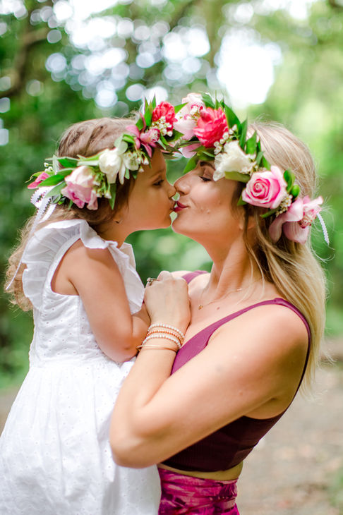 Oahu Hawaii photographer for families, maternity, weddings, elopements, drone photography and more!