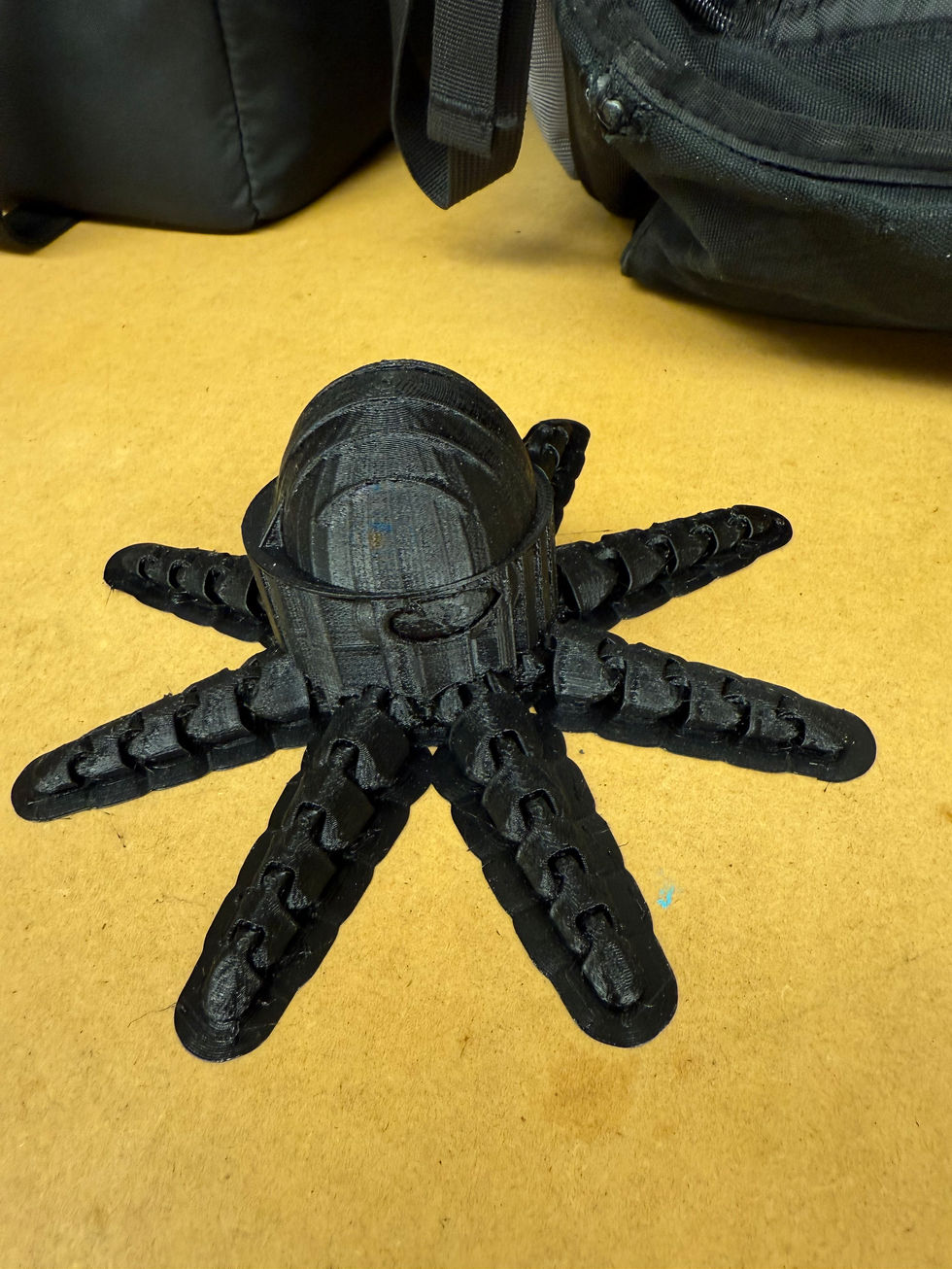 Octopus side view with supports