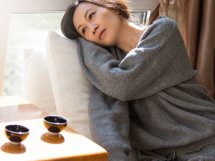 5 Signs Your Body Is Quietly Asking You to Slow Down