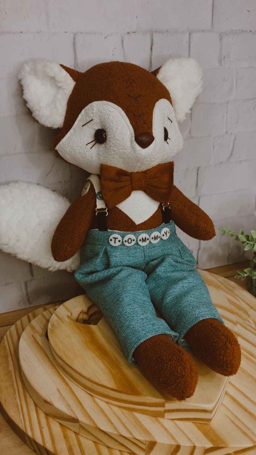 Miniatura: Raposa de Pelúcia com Suspensório Sem Personalização