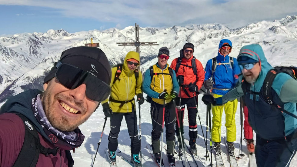 Am Gipfel der Langschneid 2.688 m