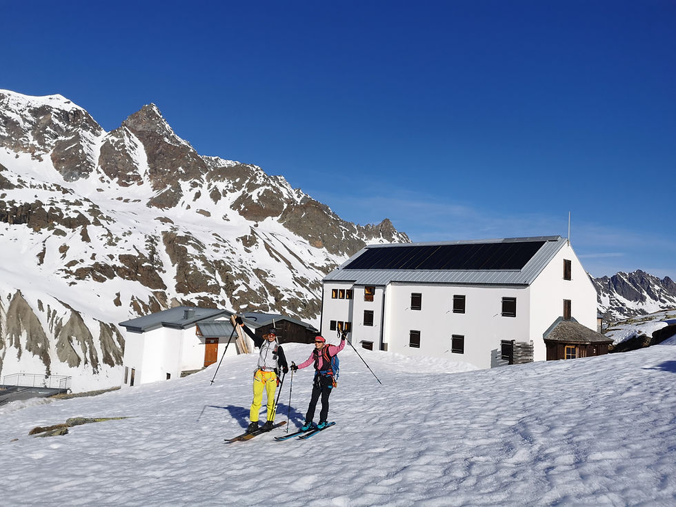 Start vor der Hütte