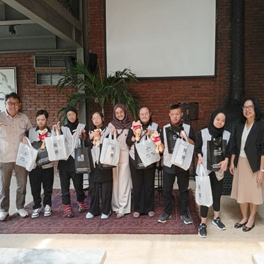 Raho Club feat Java Paragon Berbagi Kebahagiaan Bersama Anak Anak Istimewa