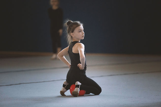 Gimnasta joven