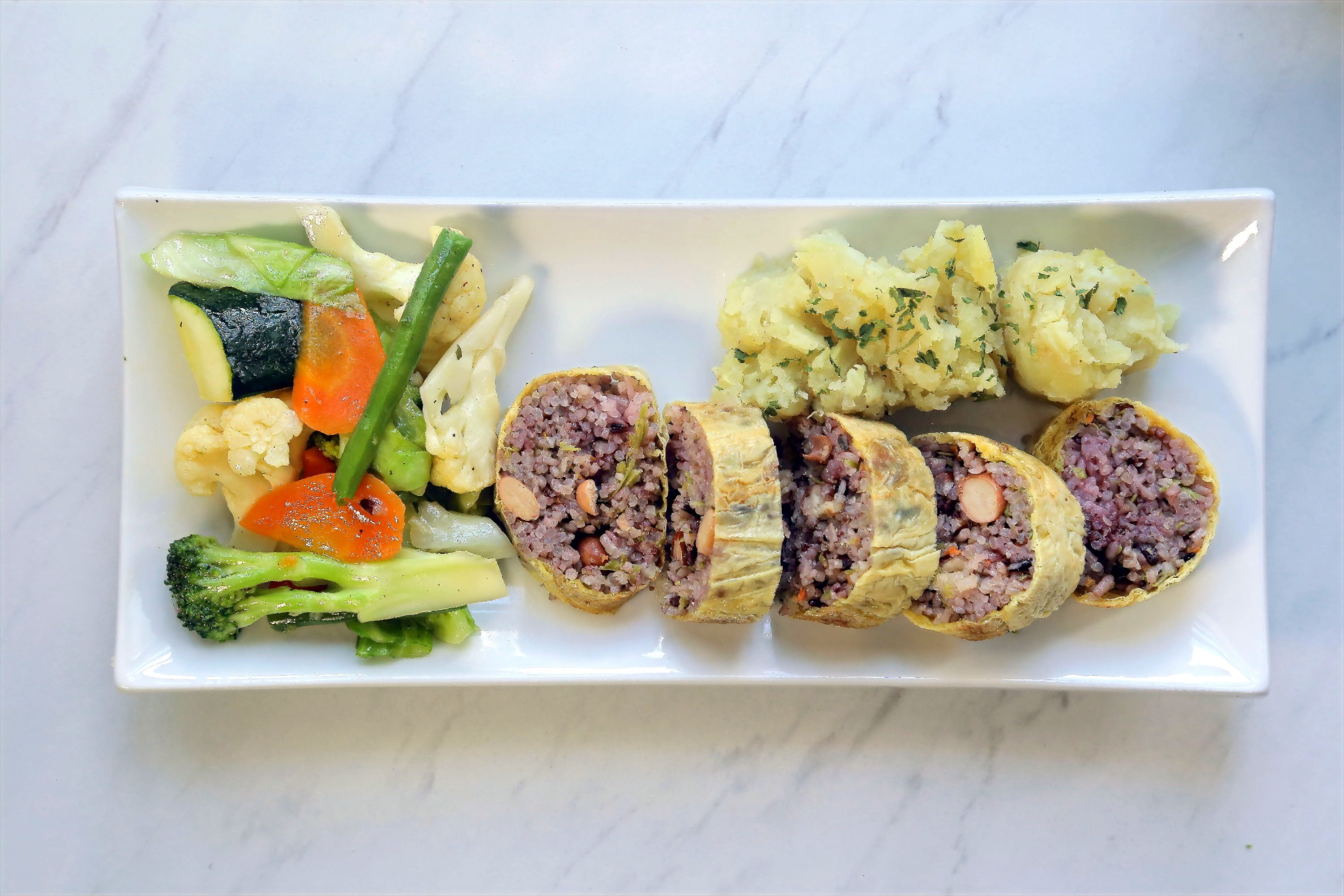 Golden Roll with Potato and Vegetable Medley