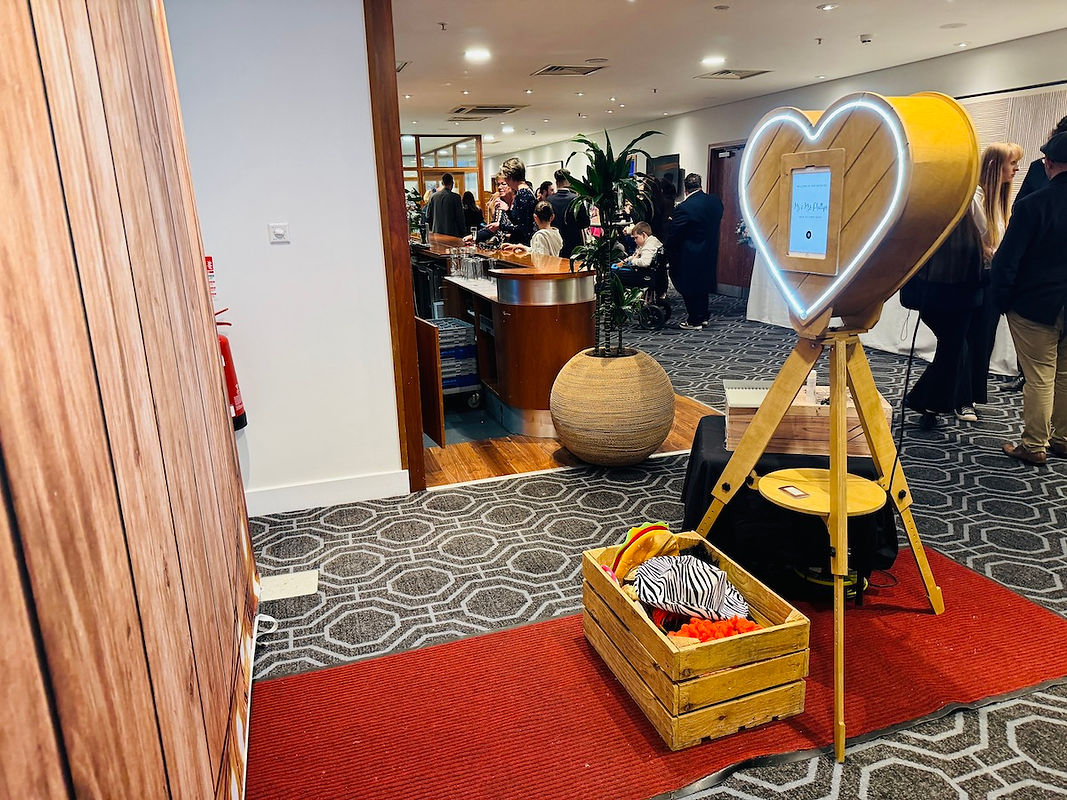 Selfie pod Photo Booth Cardiff