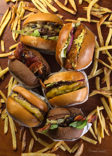 fotografia-gastronomia-bruno-ducatti-hamburguer-batata.jpg