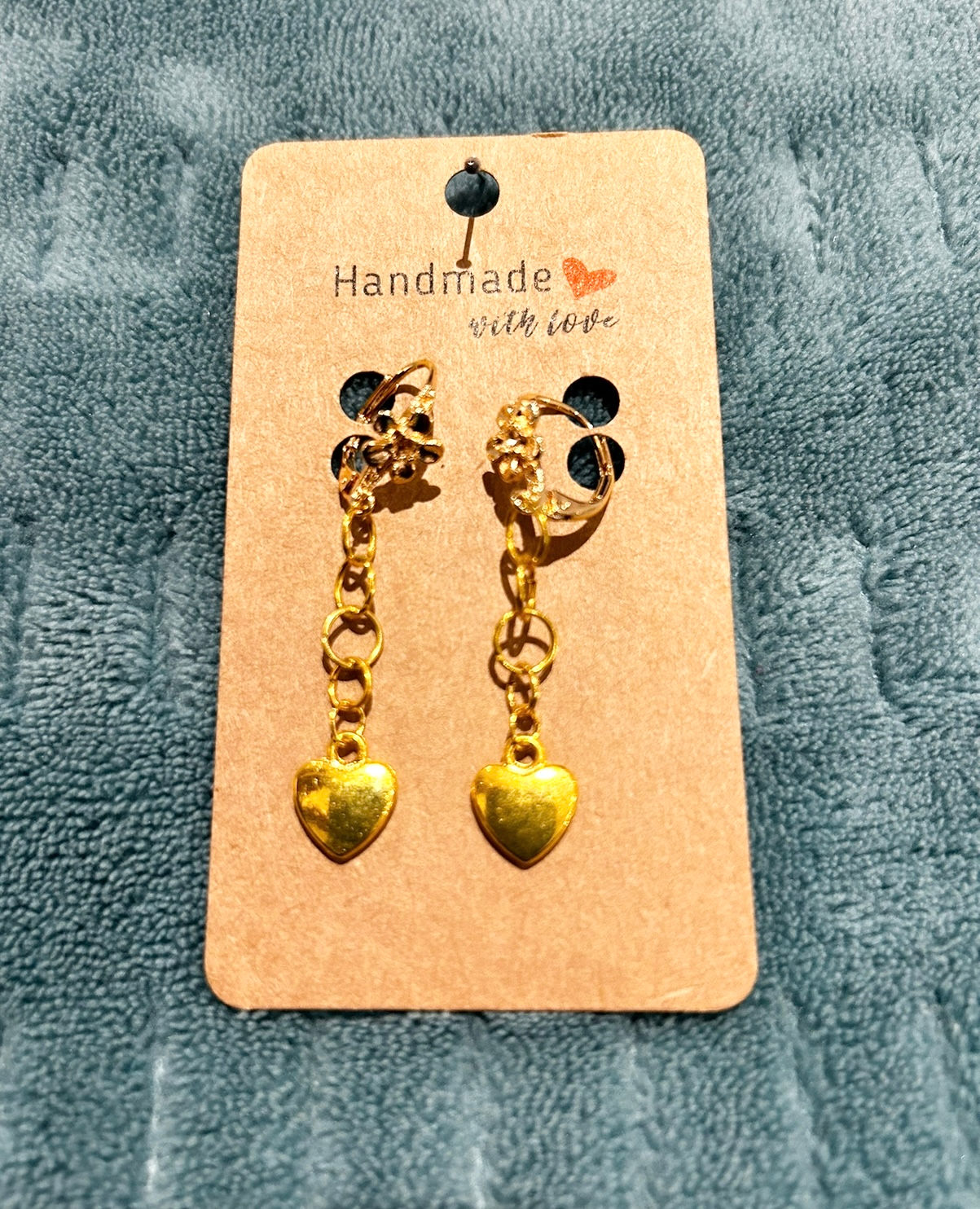 Gold drop heart earring 