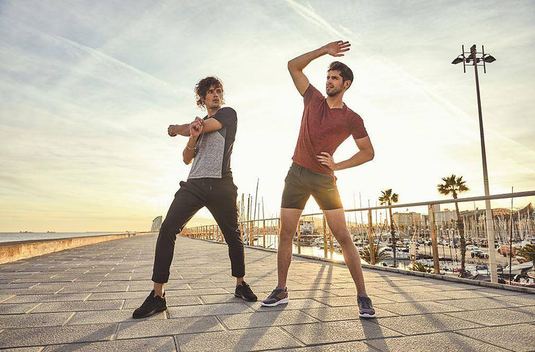 ACTIVE WEAR