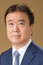 T sunazuka_edited.jpg