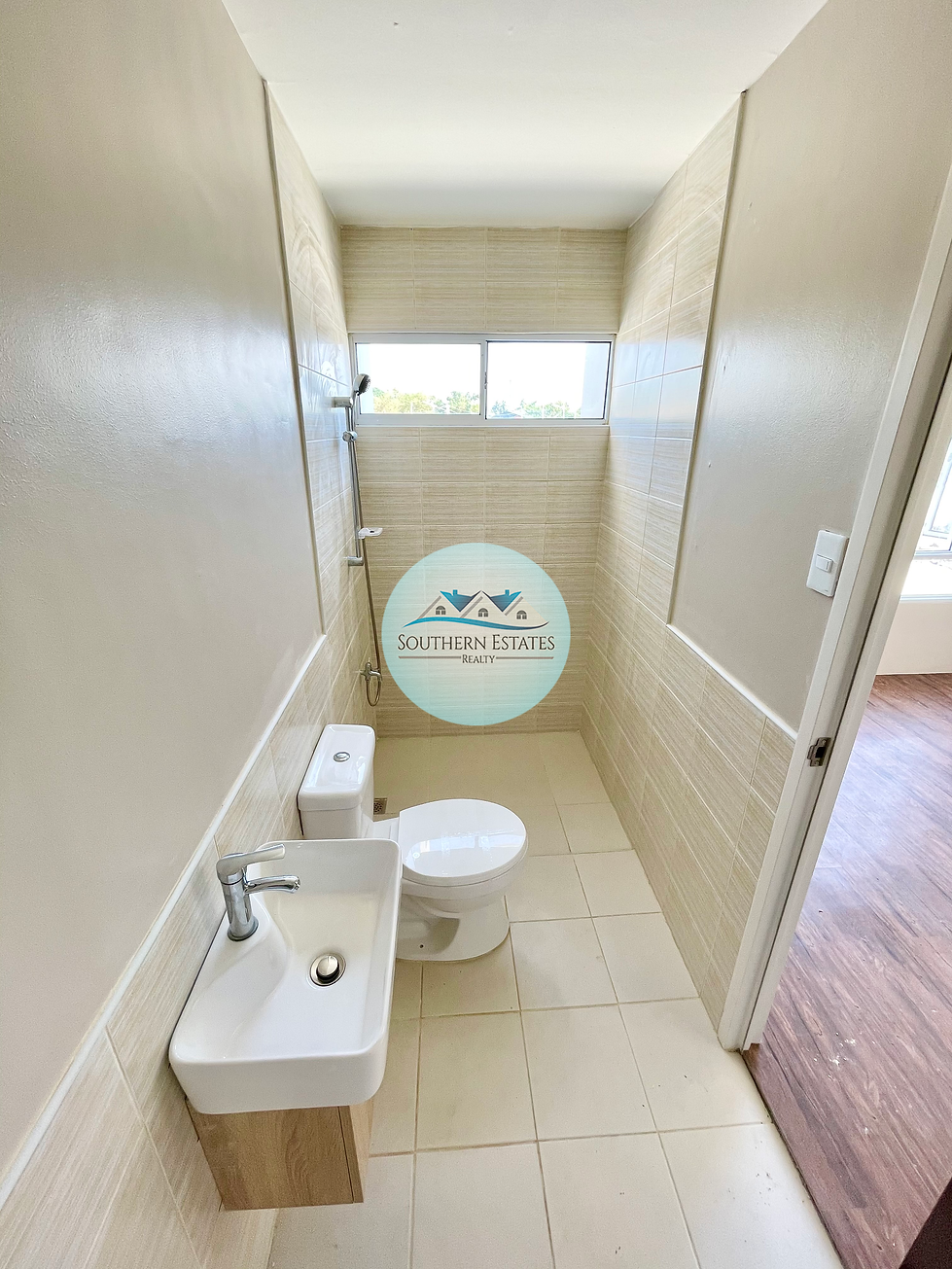 hamilton executive residences - houses in the philippines.png