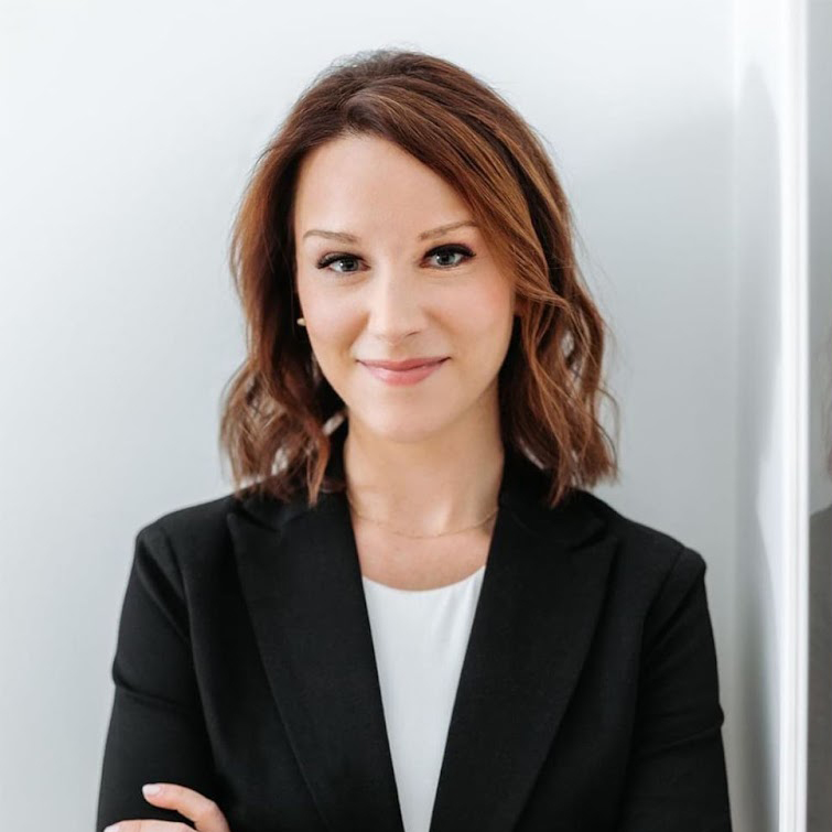 Jennifer-Bauer-Testimonial-Headshot.jpg