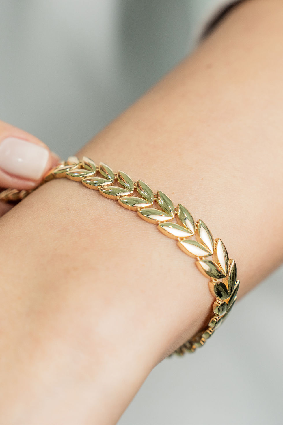 Küçük resim: Altın Yaprak Desenli Bileklik - 14 Ayar, 8 Gram