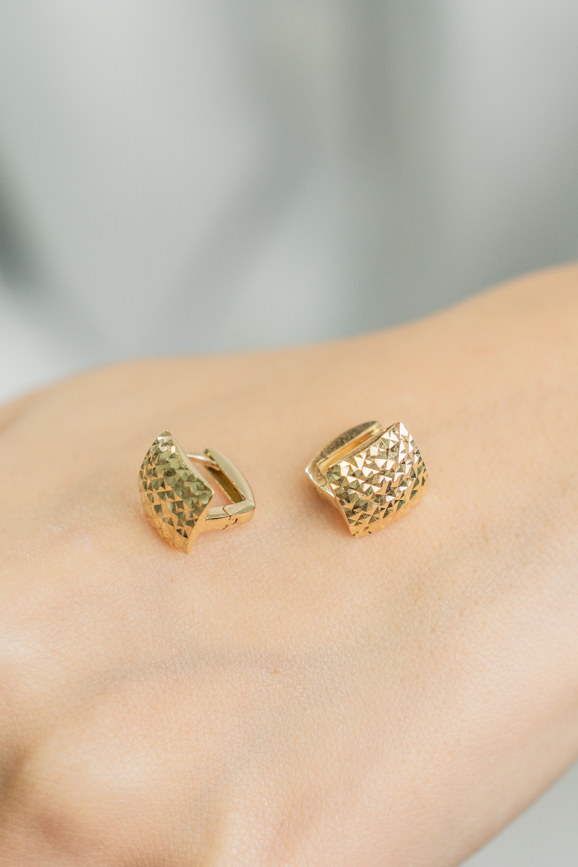 Altın Hasır Motifli Küpe - 14 Ayar, 2,11 Gram