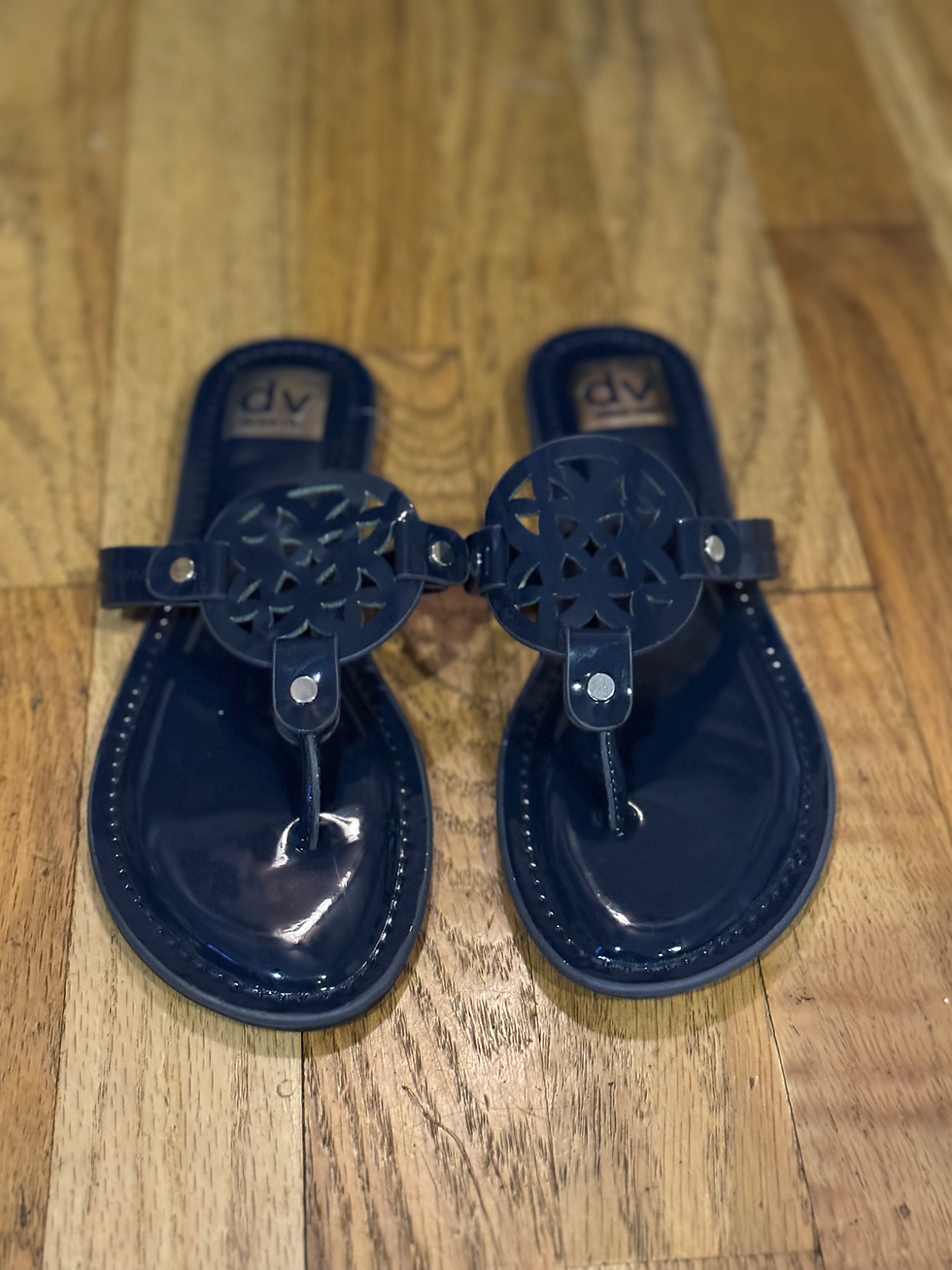 Thumbnail: NEW - Dolce Vita - Sz 7.5 - Medallion Sandal
