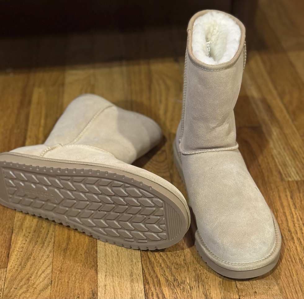 Thumbnail: NEW - Sz 11 - Koolaburra by UGG - Pull on Short Bootie
